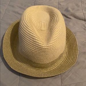Gap fedora